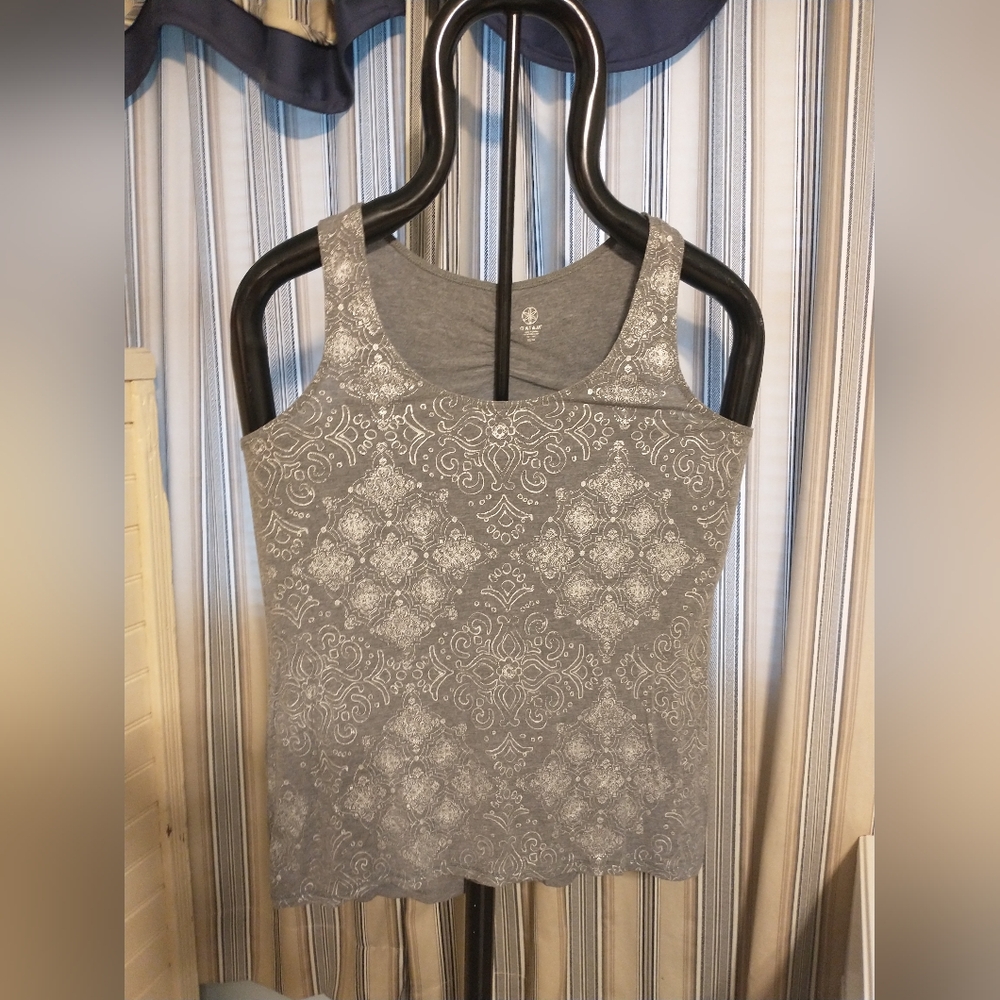 NWOT Gaiam Tank Top - Size M